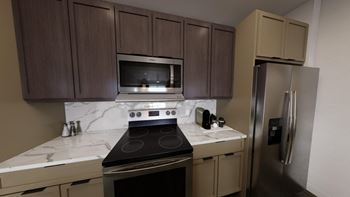 Kitchen Appliances at Terrassa Luxury Apartments, Florida, 32084